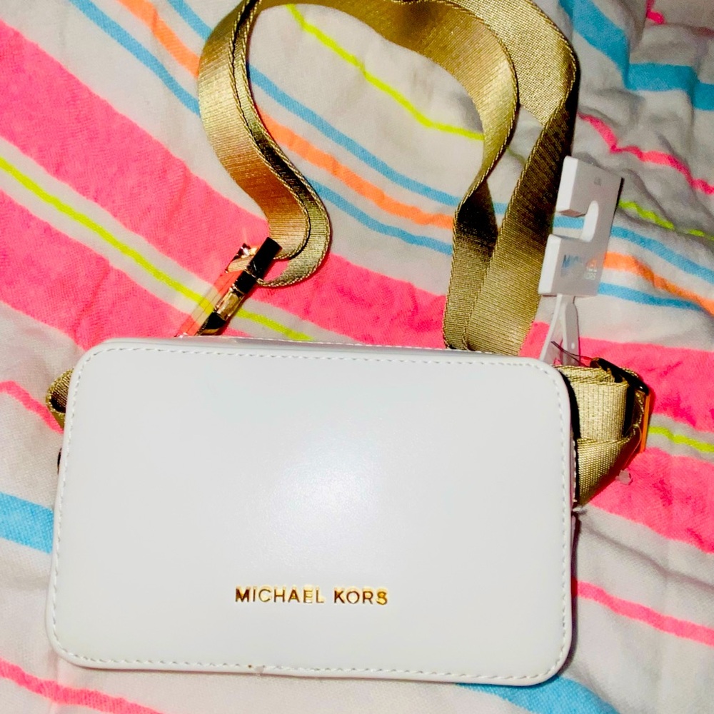 NWT **BRAND NEW AUTHENTIC MICHAEL KORS CROSSBODY BELT BAG**